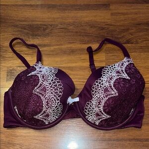 Victoria’s Secret Body by Victoria Perfect Coverage Bra 36D